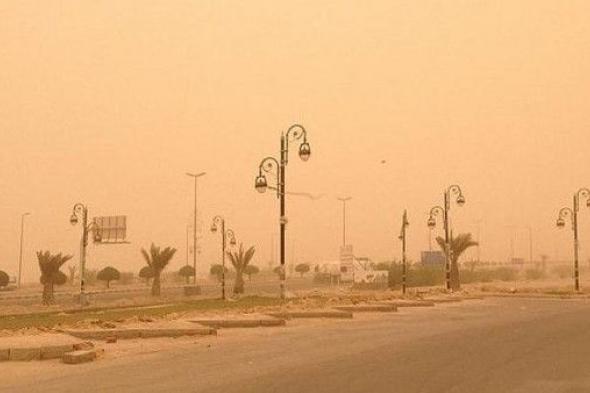 أتربة
مثارة
ورياح
نشطة
على
منطقة
نجران