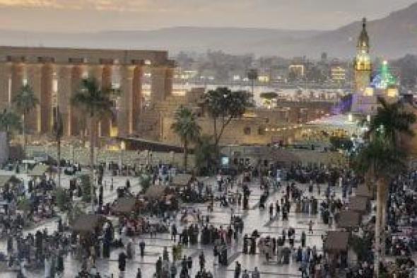 الآلاف
يتوافدون
على
مولد
أبو
الحجاج
الأقصرى
في
لحظات
الغروب..
فيديو
وصور