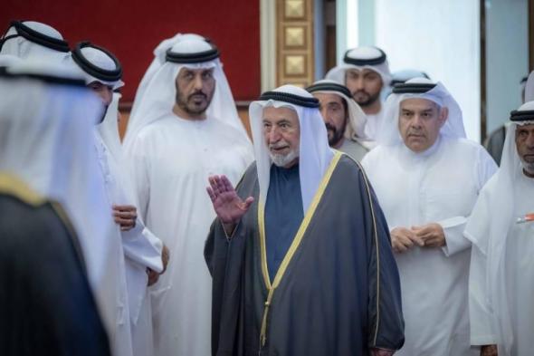 حاكم
      الشارقة
      يشهد
      انطلاق
      الدورة
      الـ
      20
      من
      فعاليات
      مهرجان
      الشارقة
      للشعر
      النبطي