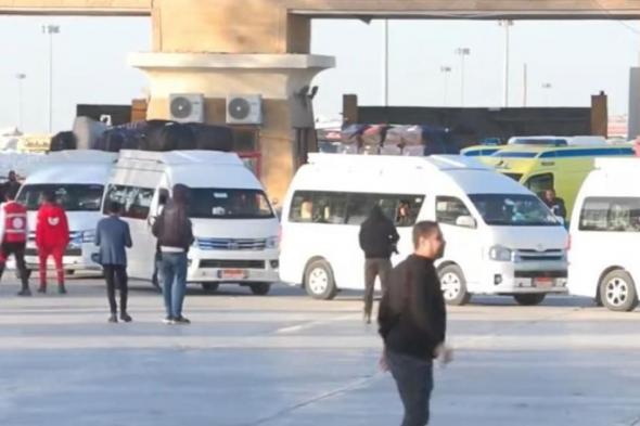 محدث
بالفيديو
والصور:
فتح
معبر
رفح
-
وصول
الدفعة
الأولى
من
الفلسطينيين
العائدين
إلى
غزة