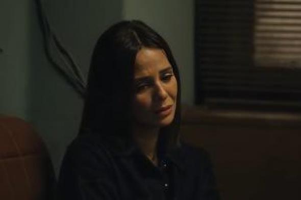 قسمة
العدل
يتصدر
محركات
البحث
بعد
حبس
وانكسار
إيمان
العاصى