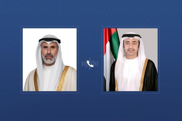 عبدالله بن زايد يهنئ وزير خارجية الكويت ويبحثان العلاقات الأخوية بين البلدين
