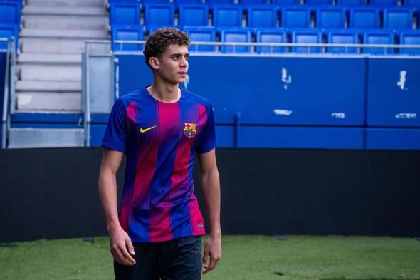 بعد
      انضمام
      حمزة
      عبد
      الكريم
      لـ
      برشلونة
      أتلتيك..
      هل
      يُكرر
      جوهرة
      الأهلي
      سيناريو
      ميدو؟