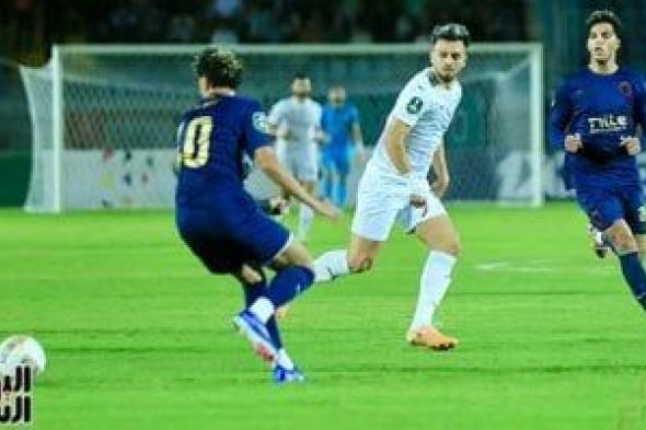 بدلاء
الزمالك
يخوضون
تدريبات
بدنية
واحتفالات
جماهيرية
بعد
الفوز
على
المصرى