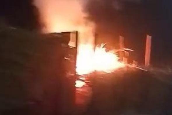 السيطرة
على
حريق
محدود
فى
مقطورة
جرار
قصب
بقنا