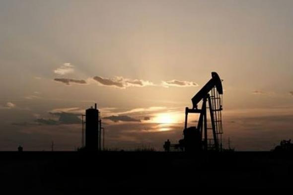 استقرار
    أسعار
    النفط
    مع
    ترقب
    الأسواق
    التهدئة
    بين
    الولايات
    المتحدة
    وإيران