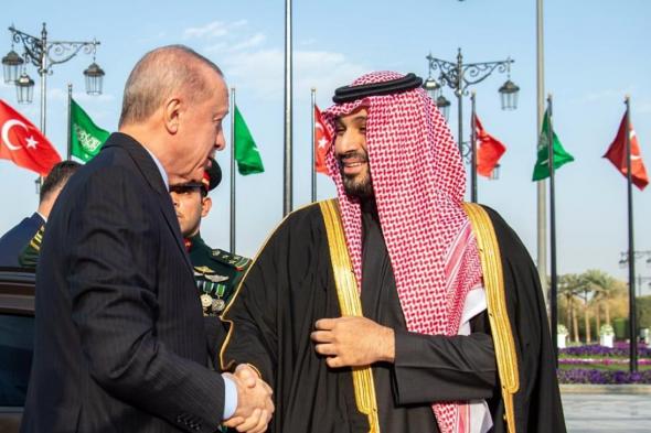 ولي
    العهد
    للرئيس
    التركي:
    «نوَّرت
    الرياض»