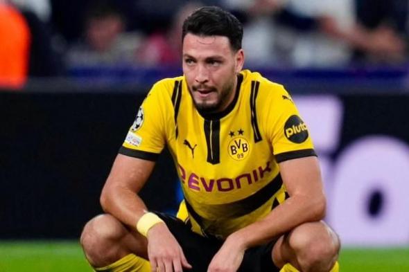 بن
سبعيني
مرشح
لمغادرة
دورتموند
!