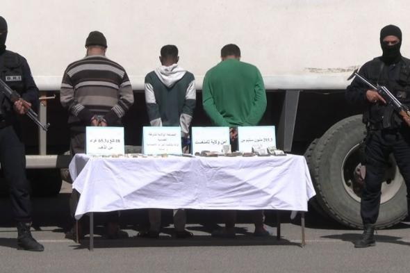 تامنغست..
توقيف
4
أشخاص
وحجز
ماقيمته
أزيد
من
26
مليار
سنتيم
من
الذهب