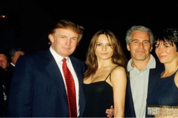 ترامب
      يفتح
      "ملف
      إبستين"
      ويكشف
      حقيقة
      علاقته
      بـ"فضائح
      الجزيرة
      وصاحبها"