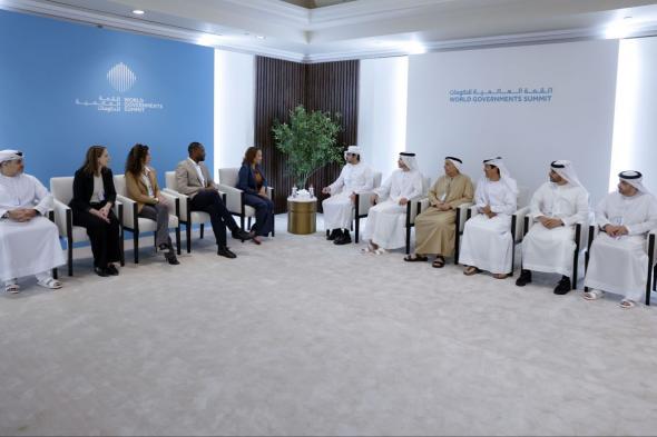 مكتوم بن محمد يلتقي المديرة التنفيذية لشركة "وايمو" ضمن القمة العالمية للحكومات