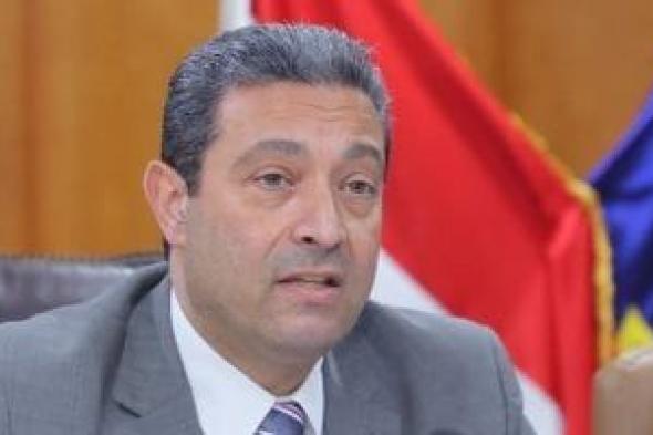 محافظ
دمياط
يوافق
على
فتح
فصول
إضافية
بمدارس
التمريض
الفنية
بالمحافظة