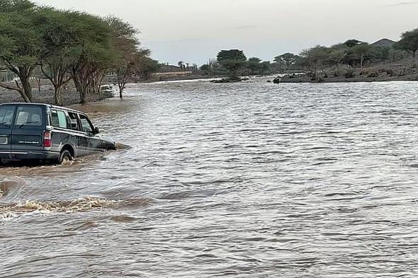 حرس
    الحدود
    يدعو
    إلى
    الابتعاد
    عن
    مجرى
    السيول
    والأودية
    أثناء
    هطول
    الأمطار