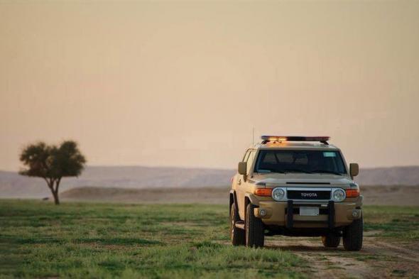 ضبط
مواطن
أشعل
النار
بغير
الأماكن
المخصصة
في
محمية
طويق 