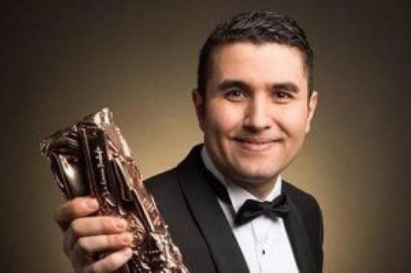 أمين
بوحافة
يقدم
الموسيقى
التصويرية
لمسلسل
صحاب
الأرض
بعد
الحشاشين