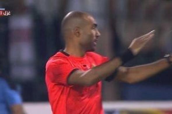 لجنة
الحكام
تكشف
عن
أطقم
حكام
مواجهات
الجمعة
في
دوري
نايل