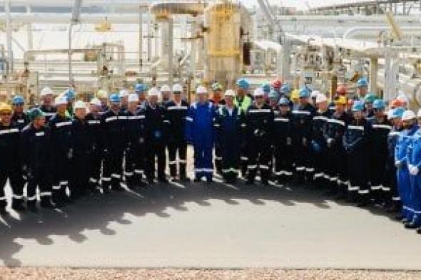 البترول:
تنفيذ
مشروع
إعادة
تأهيل
الغلايات
بشركة
العامرية
وفر
1.7
مليار
جنيه