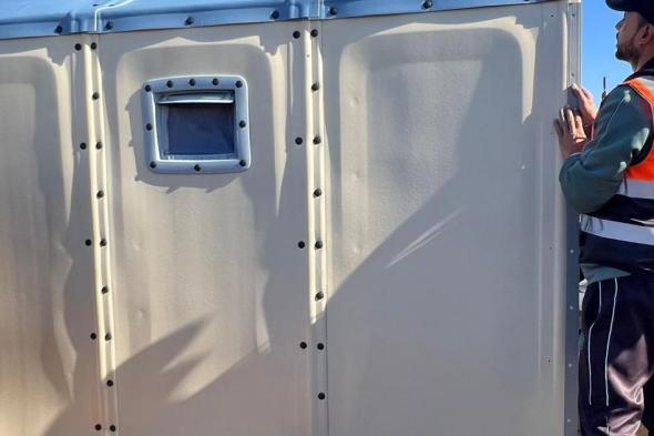 بالصور:
بدء
تركيب
أولى
وحدات
"الإسكان
الإغاثي"
في
غزة