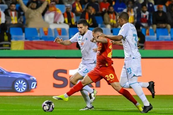 "دوري
    روشن":
    تعادل
    إيجابي
    بين
    القادسية
    والفتح