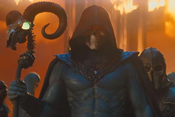 مخرج
فيلم
Masters
of
the
Universe
يتحدث
حول
الطريقة
التي
أعادوا
بها
شخصية
سكيليتور
بالتصوير
الواقعي
التي
يؤديها
جاريد
ليتو