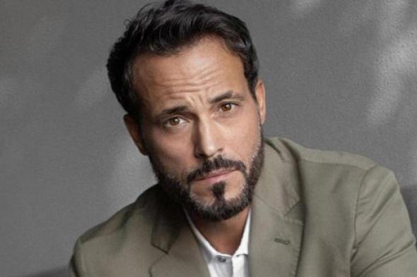 يوسف
الشريف
يكشف
سرّ
الكوميديا
في
“فن
الحرب”