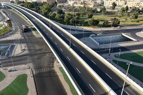 أمانة
    الشرقية
    تنجز
    1300
    كيلومتر
    من
    الطرق
    ومشاريع
    نوعية
    لأنسنة
    المدن
    في
    2025