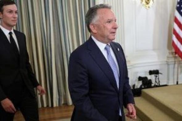 أكسيوس:
ويتكوف
وكوشنر
يزوران
حاملة
الطائرات
أبراهام
لينكولن
فى
بحر
العرب