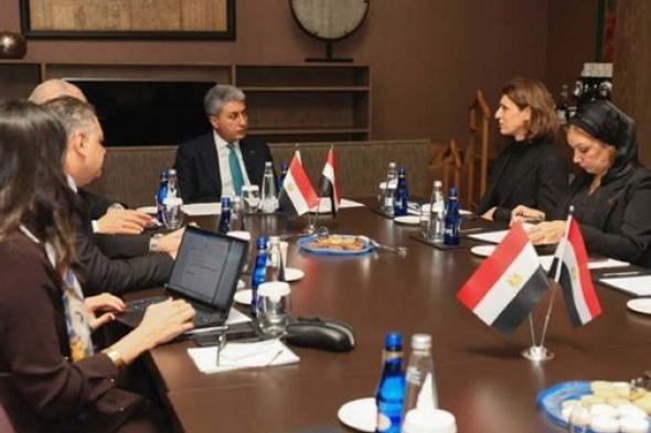 وزير
      السياحة
      يبحث
      مع
      عدد
      من
      شركات
      الطيران
      التركية
      زيادة
      الحركة
      الوافدة
      لمصر