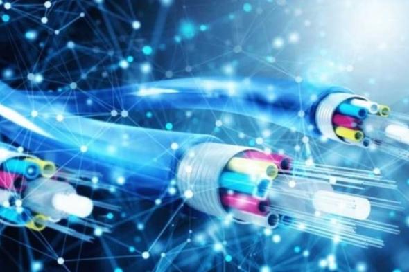 «الكهرباء»:
      بدء
      تمديد
      كابلات
      الألياف
      الضوئية
      في
      عدد
      من
      المناطق