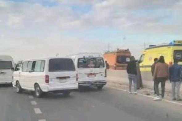 إصابة
7
أشخاص
فى
حادث
سير
على
طريق
بنى
سويف
-
دمو