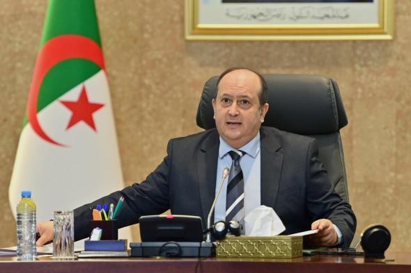 الوزير
الأول
يشرف
على
الاحتفالات
الرسمية
بالذكرى
الـ
68
لمجزرة
ساقية
سيدي
يوسف