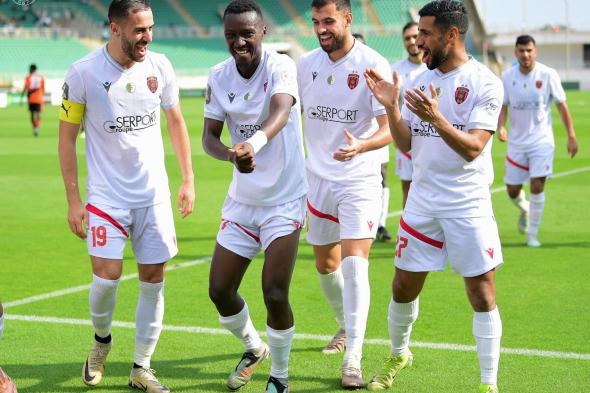 كأس
الكونفدرالية..
اتحاد
العاصمة
يحسم
تأهله
إلى
ربع
النهائي