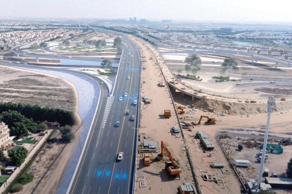 افتتاح جسر ضمن مشروع تطوير التقاطعات الرئيسة على شارع القدرة