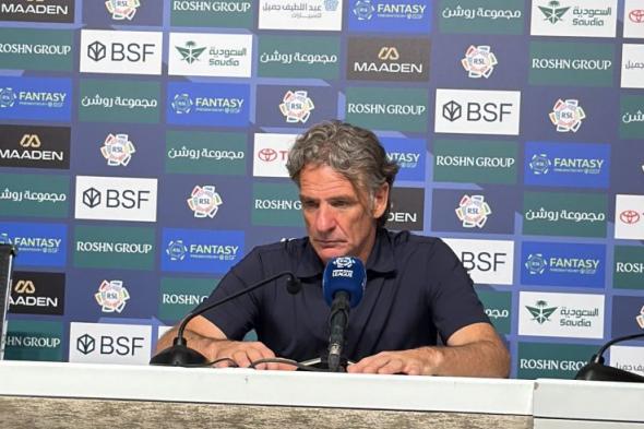 8
      هزائم
      تسقط
      دانيال
      كارينيو
      من
      منصبه
      في
      نادي
      الرياض