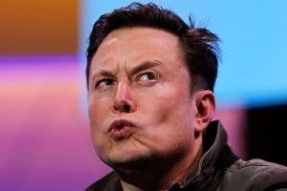 إيلون
ماسك
يخطط
لبناء
مدينة
على
سطح
القمر
خلال
10
سنوات