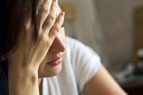 ماضٍ
مرير
يقف
عقبةً
أمام
مستقبلي..