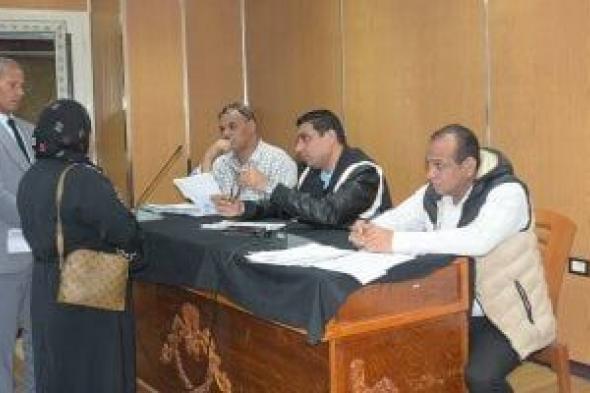 نائب
محافظ
الأقصر
يبحث
شكاوى
وطلبات
المواطنين
خلال
لقاء
اليوم
المفتوح