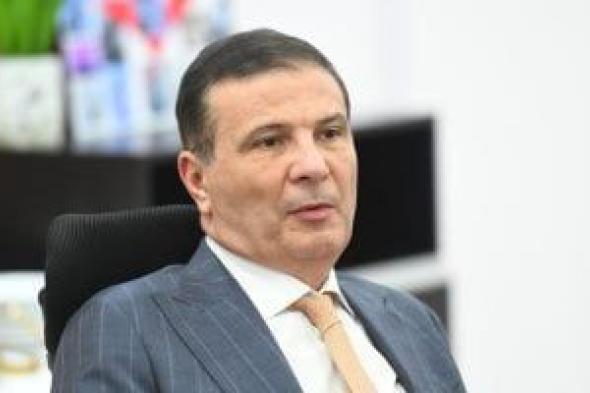 وزير
الزراعة
يتفقد
عدد
من
المشروعات
التنموية
بشمال
سيناء