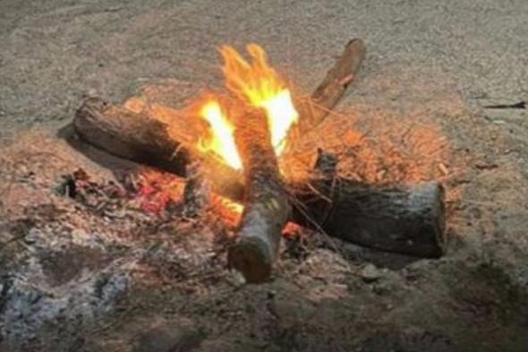 ضبط
    مواطن
    لإشعاله
    النار
    في
    غير
    الأماكن
    المخصصة
    لها
    بمحمية
    الأمير
    محمد
    بن
    سلمان
    الملكية