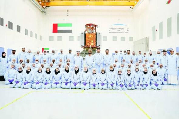 «محمد
      بن
      راشد
      للفضاء»..
      20
      عاماً
      من
      التقدم
      والإنجاز