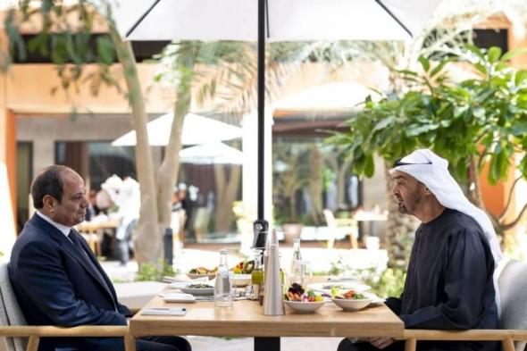 محمد
      بن
      زايد
      والرئيس
      المصري
      يبحثان
      العلاقات
      والجهود
      المبذولة
      تجاه
      التطورات
      في
      المنطقة