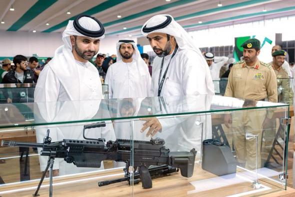 منصور بن محمد يشهد منافسات اليوم الثاني لـ «تحدي الإمارات للفِرَق التكتيكية»