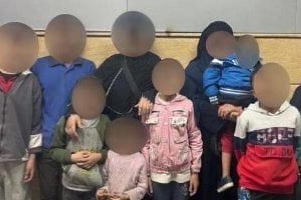 ضبط
11
متهمًا
لاستغلالهم
الأطفال
في
التسول
وبيع
السلع
بإلحاح
فى
القاهرة