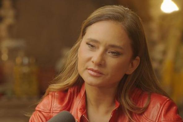 نيللي
كريم
تتحدث
عن
الزواج
والصداقة
وتكشف
تجربتها
مع
الخذلان