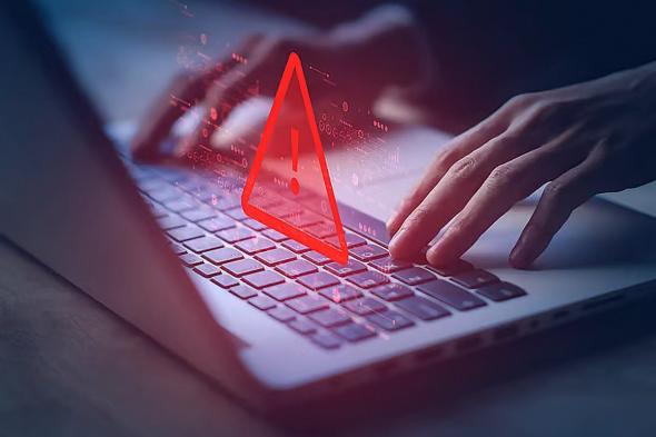 «البنوك
    السعودية»
    تنصح
    بالتأكد
    من
    روابط
    الجهات
    عبر
    قنواتها
    الرسمية