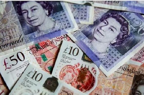 الجنيه
    الإسترليني
    ينخفض
    مقابل
    الدولار
    الأمريكي
    ويرتفع
    مقابل
    اليورو