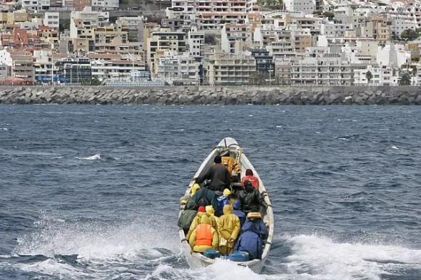 الحبس
لـ18
شابا
توبعوا
بتهريب
المهاجرين
وتعريض
حياتهم
للخطر