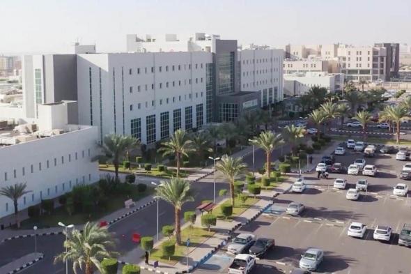 جراحة
دقيقة
تنقذ
ساق
مواطن
من
البتر
بمستشفى
الملك
فهد
التخصصي