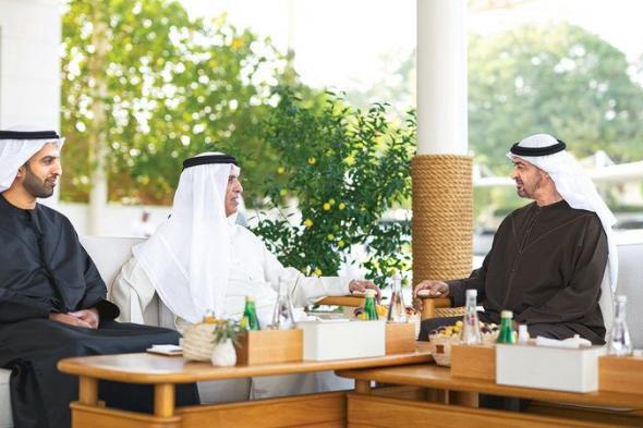 رئيس الدولة يستقبل حاكم رأس الخيمة وولي عهده