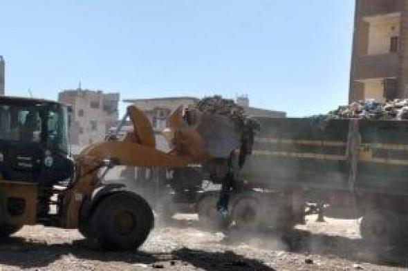 محافظ
أسوان
يوجه
بتكثيف
أعمال
النظافة
العامة